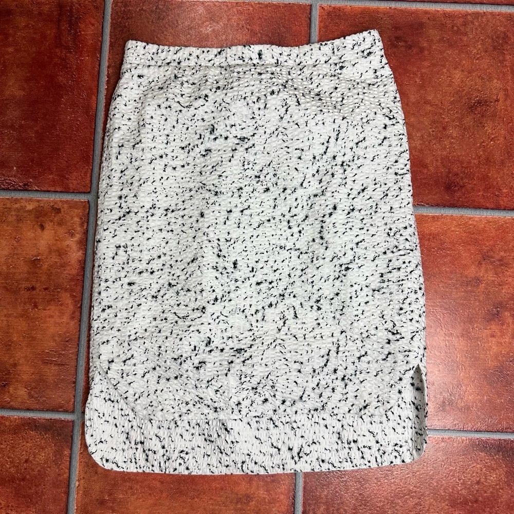 COS White Black Speckle Knit Texture Stretch Waist Classic Pencil Skirt Size 6